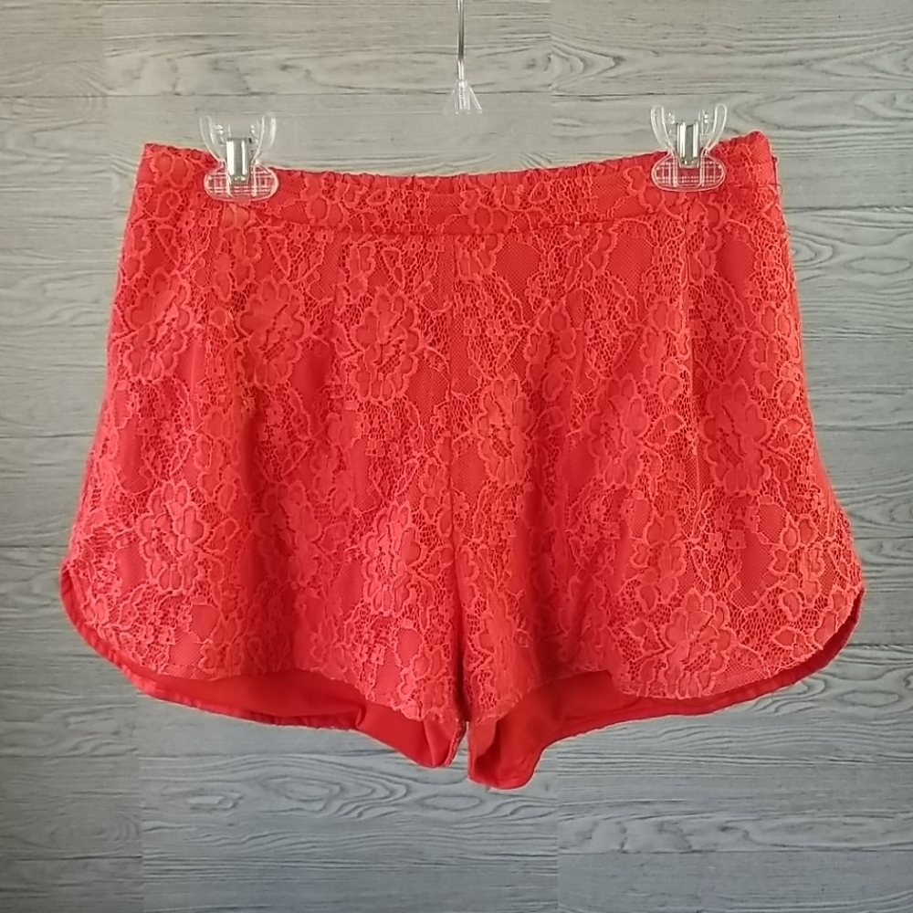 LOVERS + FRIENDS // red lace high waisted shorts